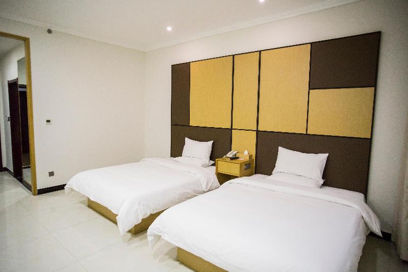 Starway Hotel (Puyang Development Zone Huanghe Roa image