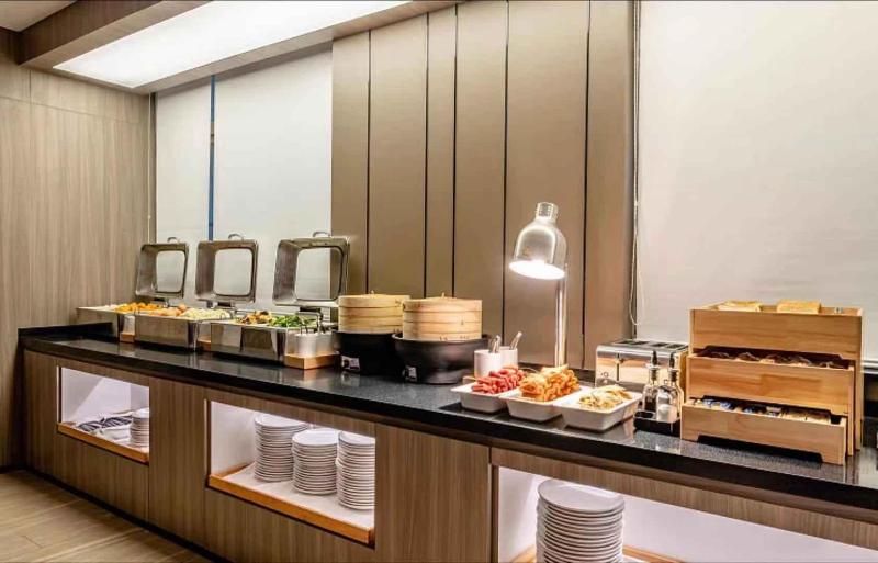 Hanting Hotel (Wanda Plaza Hotel Yulin Development image