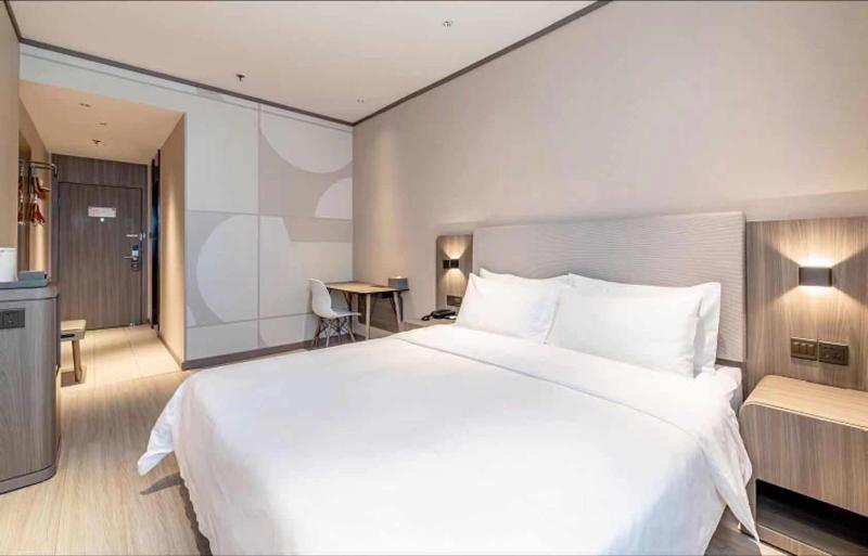 Hanting Hotel (Wanda Plaza Hotel Yulin Development image