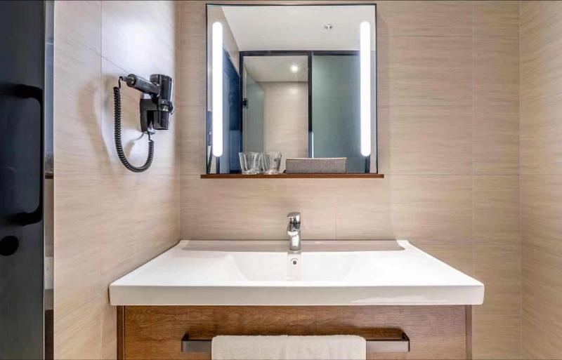 Hanting Hotel (Wanda Plaza Hotel Yulin Development image