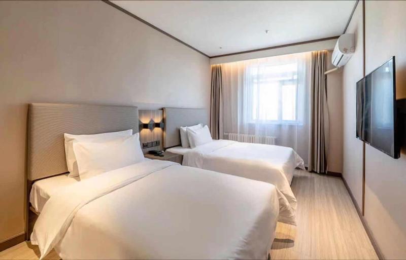 Hanting Hotel (Wanda Plaza Hotel Yulin Development image
