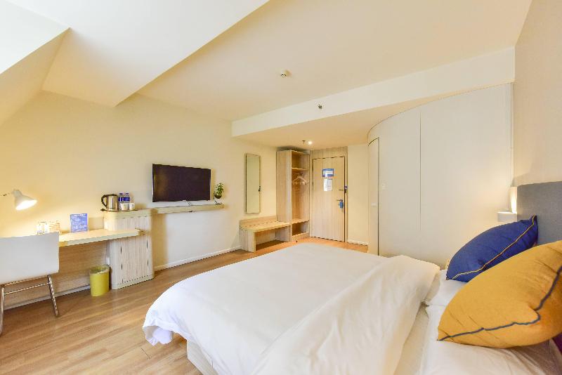 Hanting Hotel (Xining Fengqing Road Conven&Exhibi  image