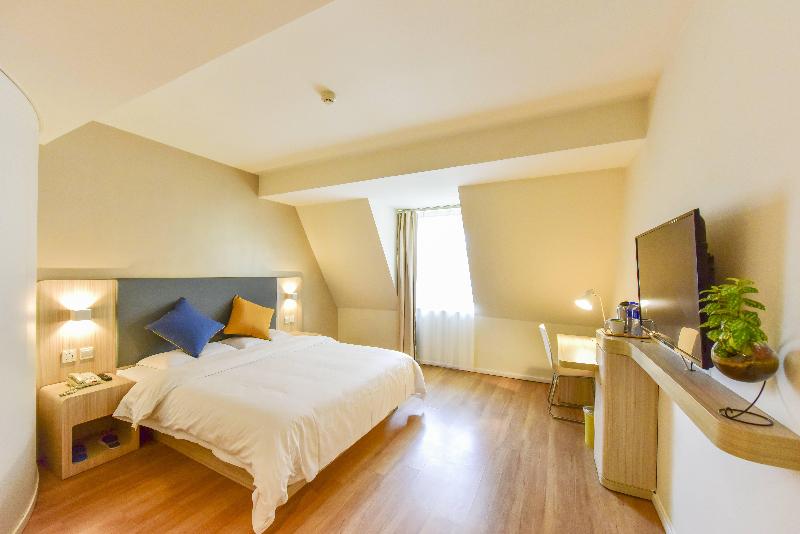 Hanting Hotel (Xining Fengqing Road Conven&Exhibi  image