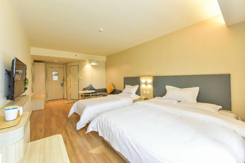 Hanting Hotel (Xining Fengqing Road Conven&Exhibi  image
