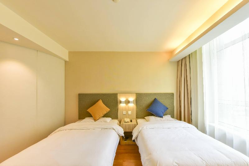 Hanting Hotel (Xining Fengqing Road Conven&Exhibi  image