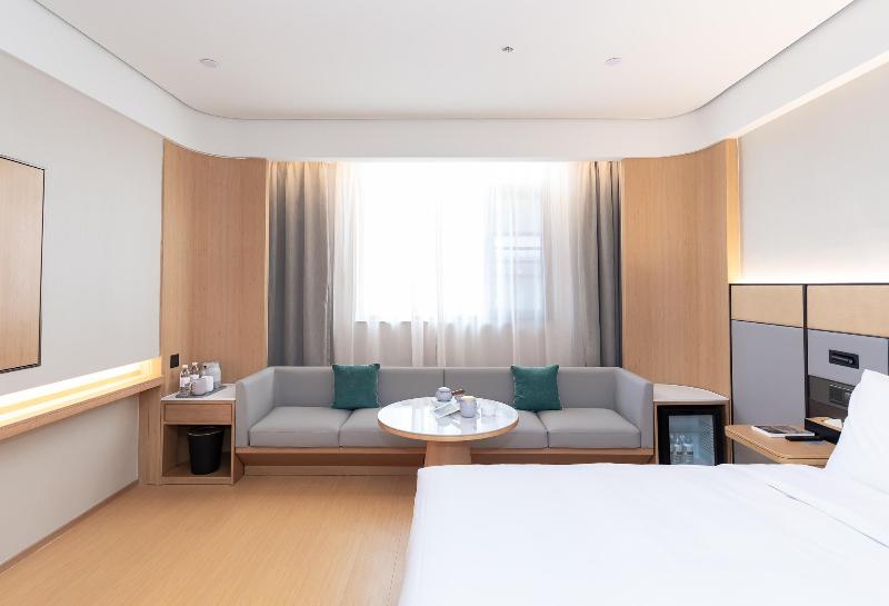 Ji Hotel (Ningde Rt Mart International Plaza) image