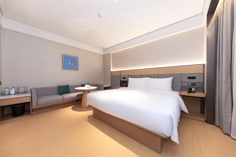 Ji Hotel (Ningde Rt Mart International Plaza) image