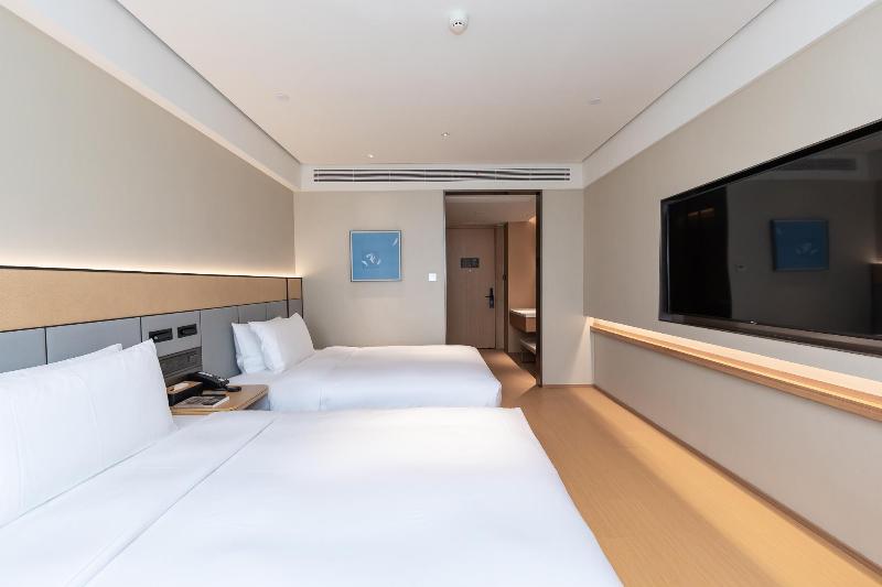 Ji Hotel (Ningde Rt Mart International Plaza) image