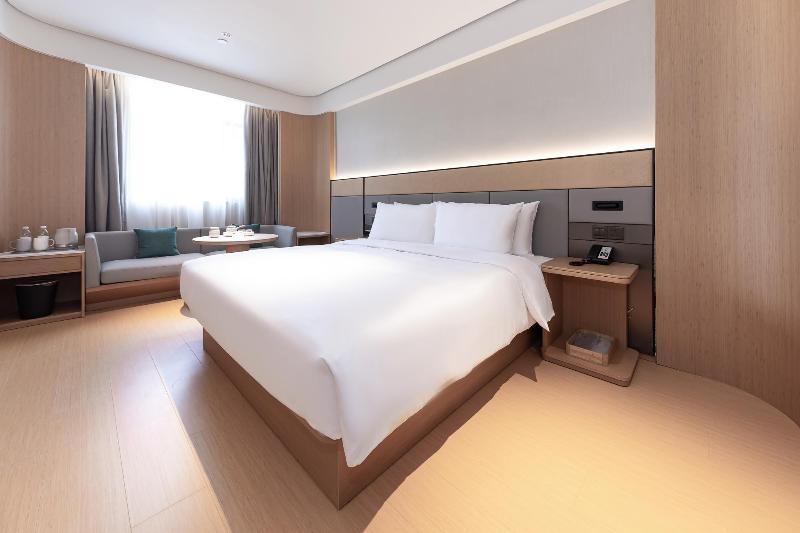 Ji Hotel (Ningde Rt Mart International Plaza) image