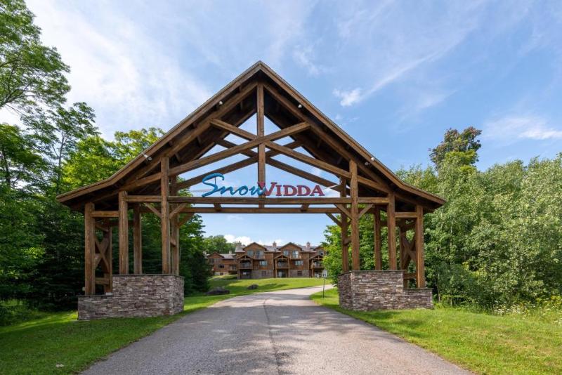 Mount Snow Lodging  by Vail Resorts image