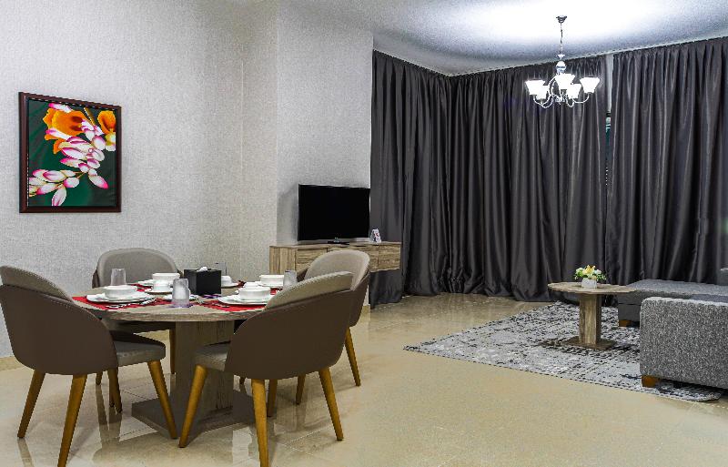Royal Regency Suites 3