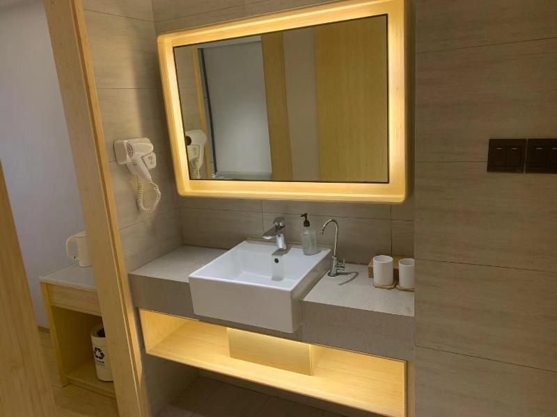 Ji Hotel (Shanghai Yingao West Road) image