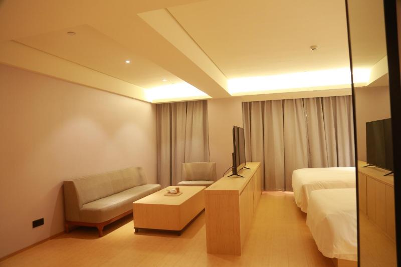 Bed room
