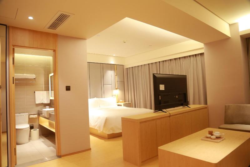 Bed room