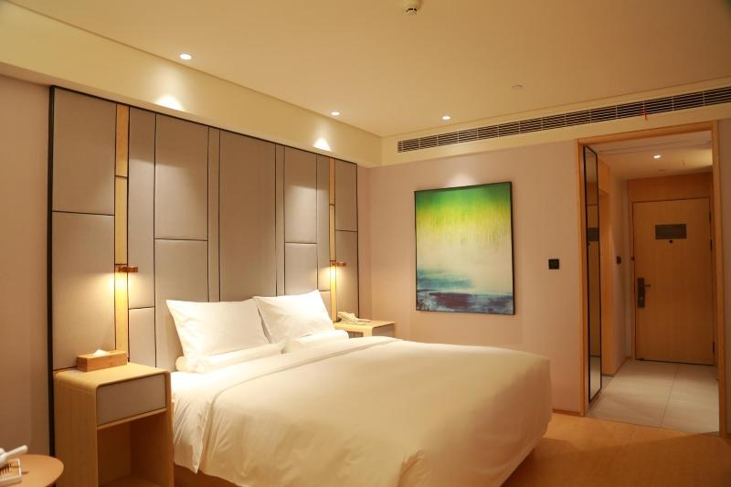 Bed room