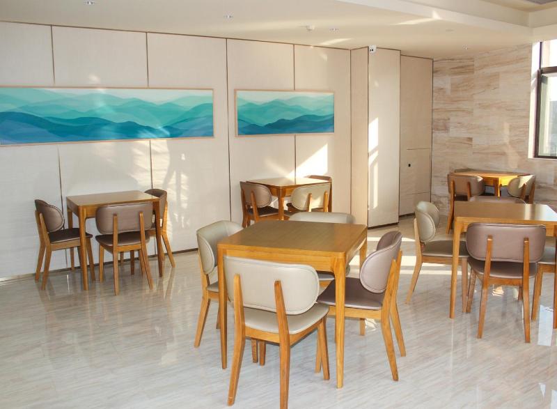 Ji Hotel (Anqing Renmin Road Pedestrian Street) image