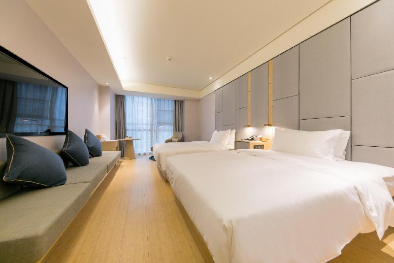 Bed room