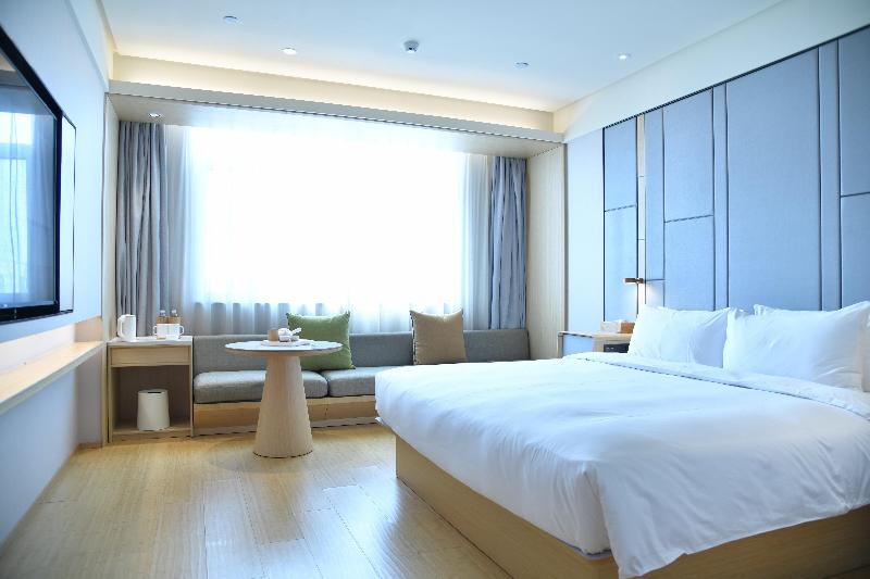 Ji Hotel (Rizhao Lighthouse Seaside Scenic Area) image