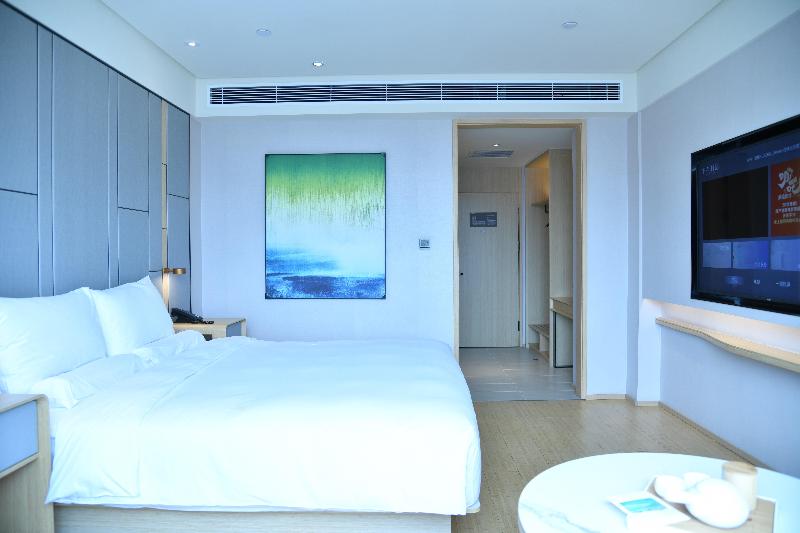 Ji Hotel (Rizhao Lighthouse Seaside Scenic Area) image