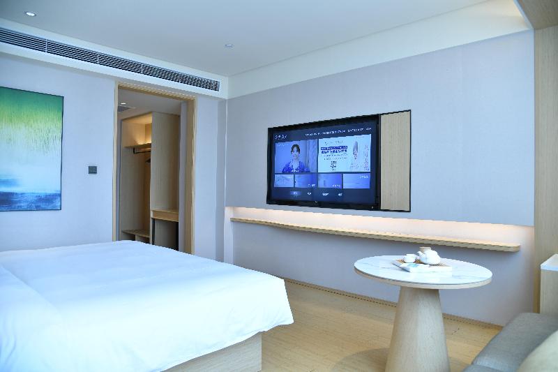 Ji Hotel (Rizhao Lighthouse Seaside Scenic Area) image