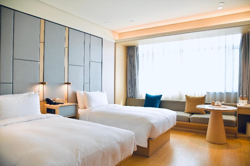 Ji Hotel (Rizhao Lighthouse Seaside Scenic Area) image