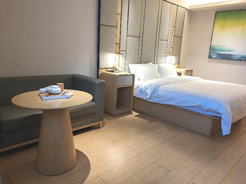 Ji Hotel (Jiaxing Wanda Plaza) image