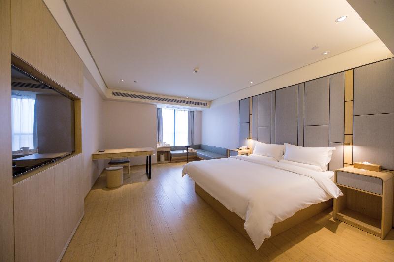 Ji Hotel (Jiaxing Wanda Plaza) image