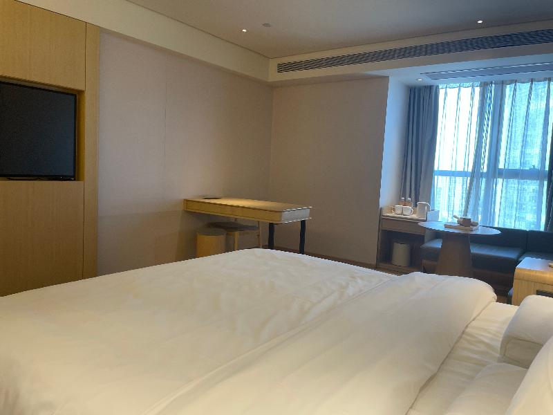 Ji Hotel (Jiaxing Wanda Plaza) image