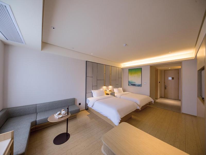 Ji Hotel (Jiaxing Wanda Plaza) image