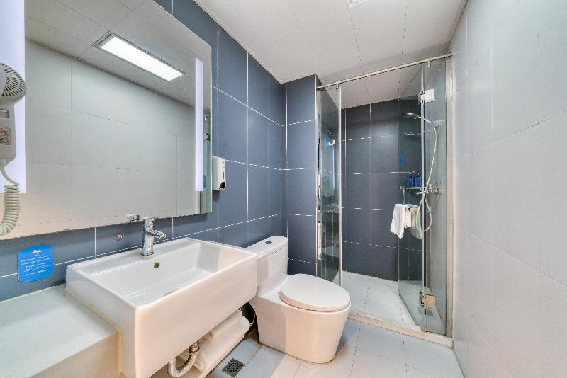 Hanting Hotel (Jiaxing Tongxiang Zhenxing Road) image