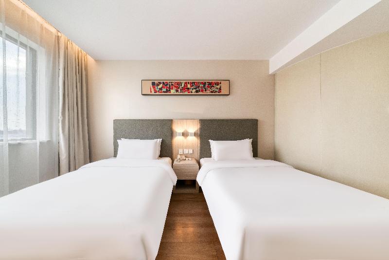 Hanting Hotel (Jiaxing Tongxiang Zhenxing Road) image