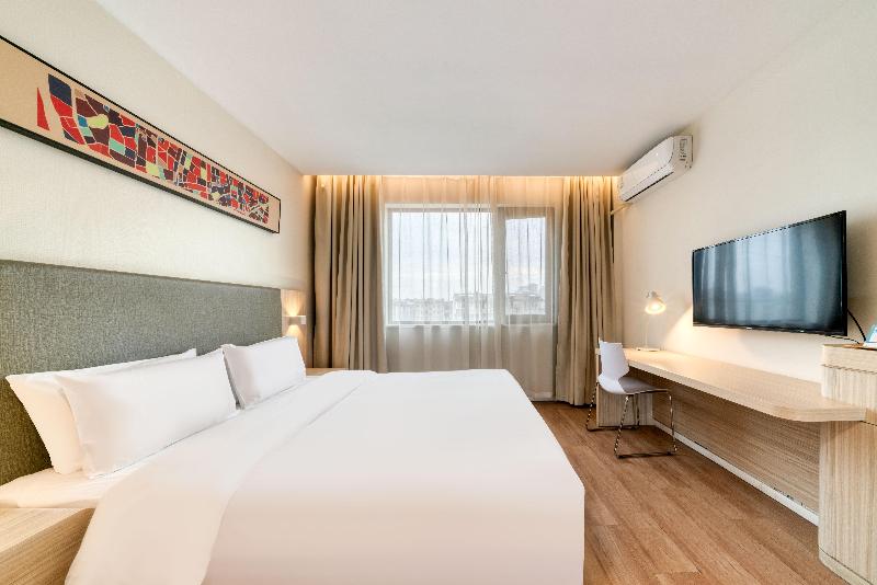 Hanting Hotel (Jiaxing Tongxiang Zhenxing Road) image