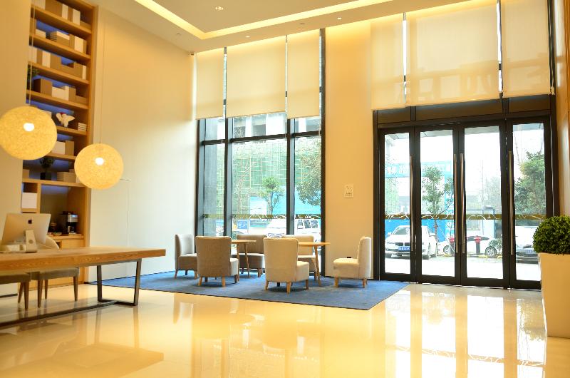 Ji Hotel (Wuhan Zhuankou Development Zone)