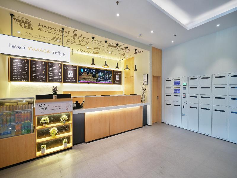 Hanting Hotel (Kaifeng Drum Tower) image