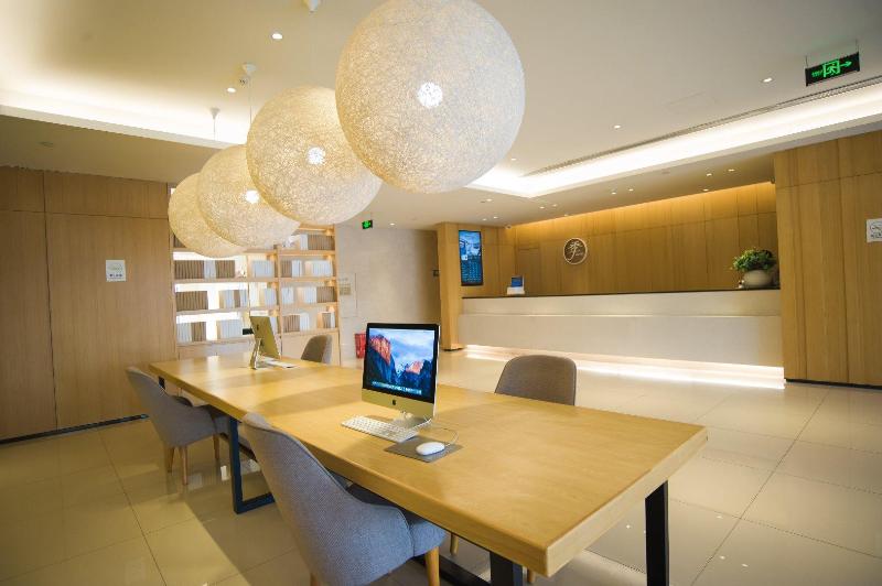 Ji Hotel (Kaifeng Jinming Square) image