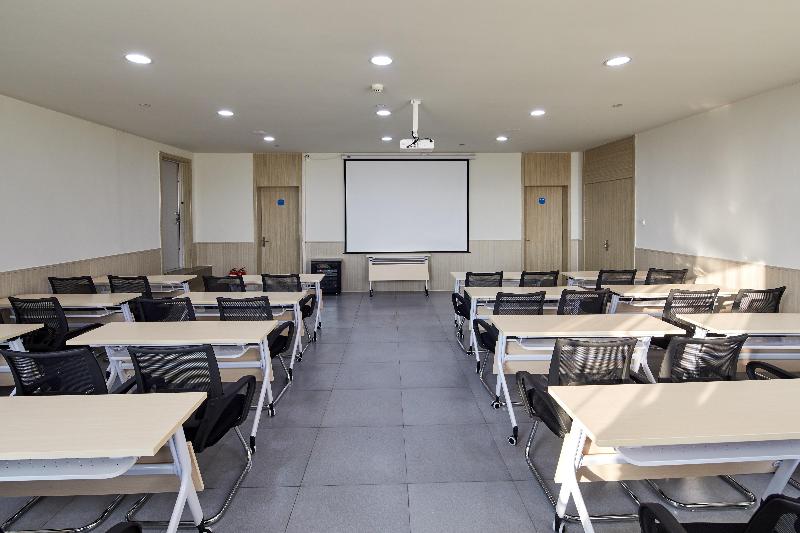 Hanting Hotel(Train Station Xinhualian Plaza） image