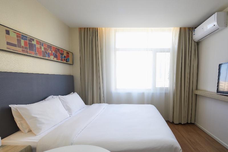 Hanting Hotel(Train Station Xinhualian Plaza） image
