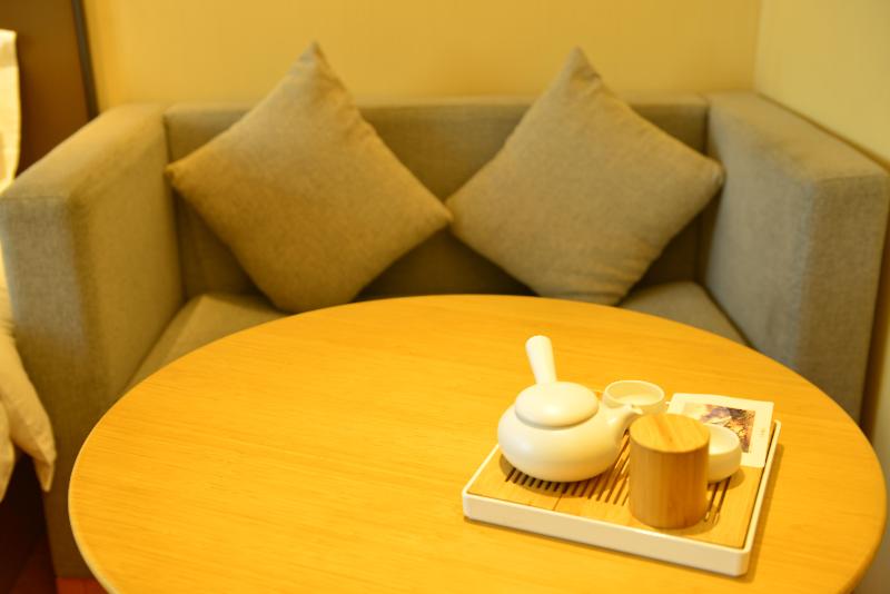 Ji Hotel (Xining Haihu New Area) image
