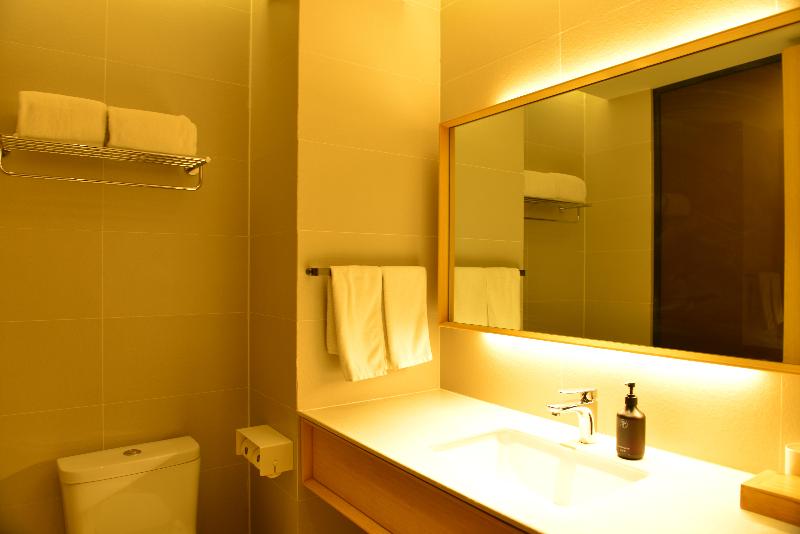 Ji Hotel (Xining Haihu New Area) image