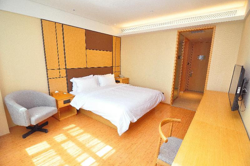 Ji Hotel (Xining Haihu New Area) image