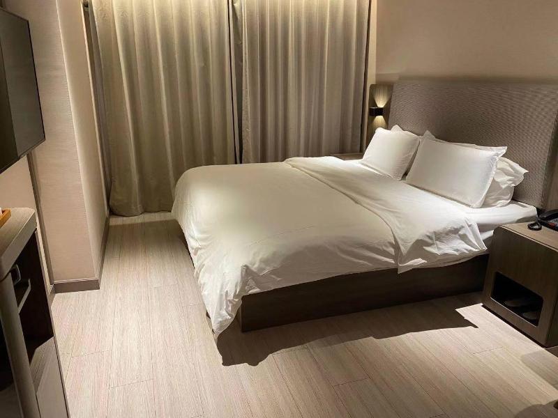 Hanting Hotel (Hengshui Railway Station Huizhong S image