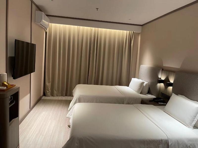 Hanting Hotel (Hengshui Railway Station Huizhong S image
