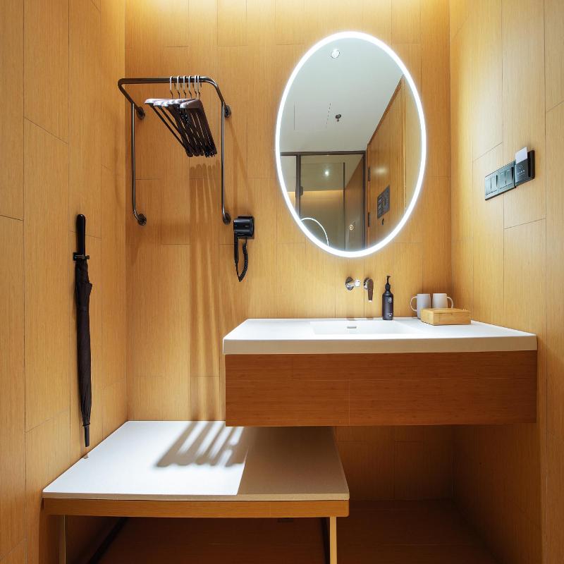 Ji Hotel (Shenyang Middle Street Forbidden City) image