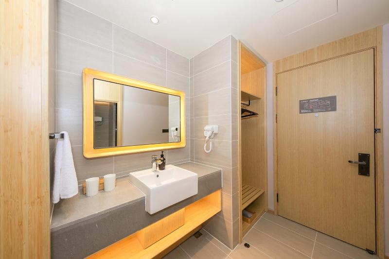 Ji Hotel xingtai museum store image