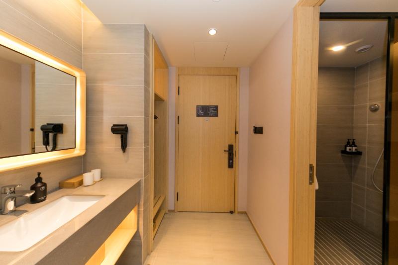 Ji Hotel(Jiaxing Nanhu Store) image