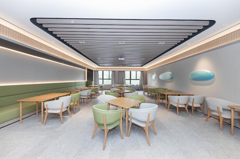 Ji Hotel (Kaifeng Millennium City Park) image