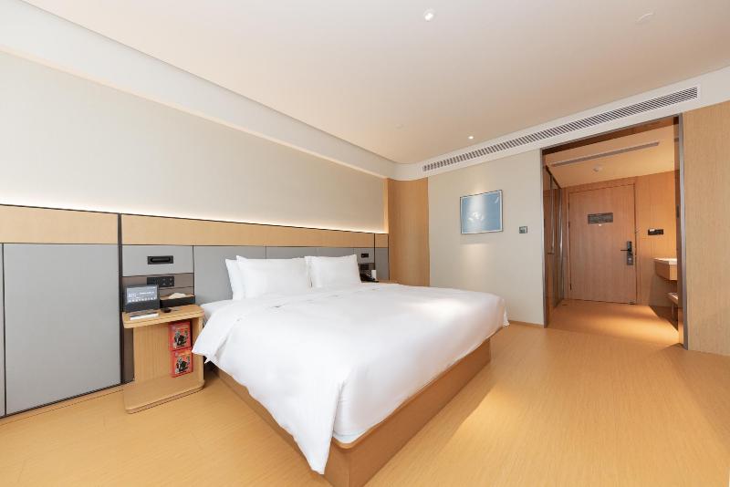 Bed room