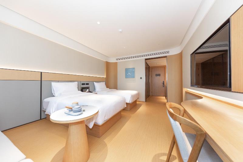 Bed room