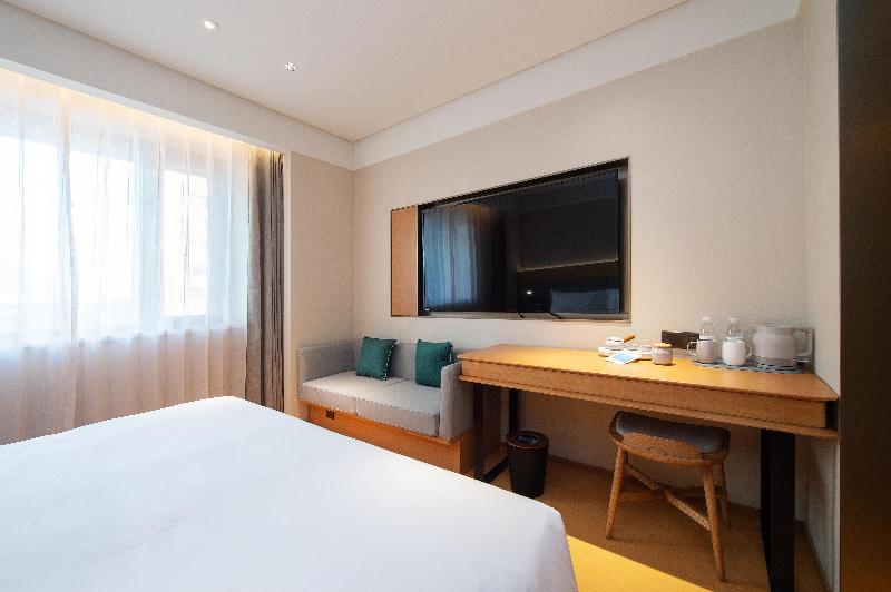 Ji Hotel (Shenyang Sanjing Street) image