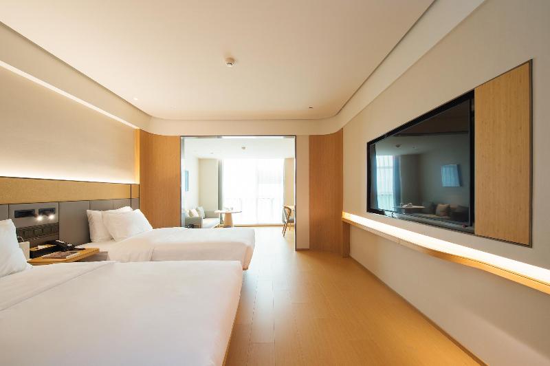 Ji Hotel (Xingtai New Century Plaza Hotel) image